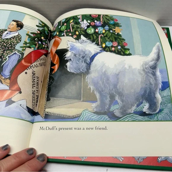 McDuff's Christmas book 2001 vtg hardcover book 10" library stickers on it - Picture 11 of 12